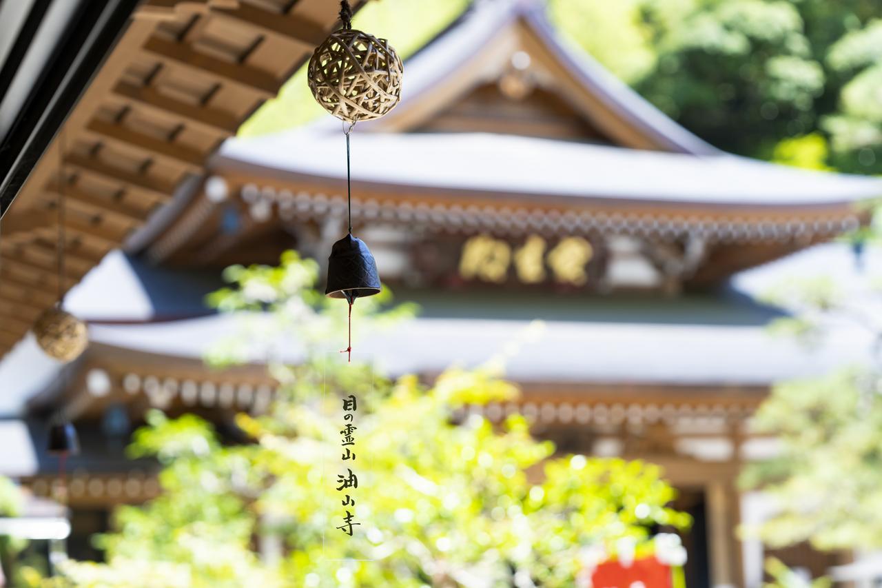 画像: ▲静岡県袋井市村松にある油山寺。創建は701年ともいわれ、1300年以上の歴史を有する。紅葉の名所としても知られている。