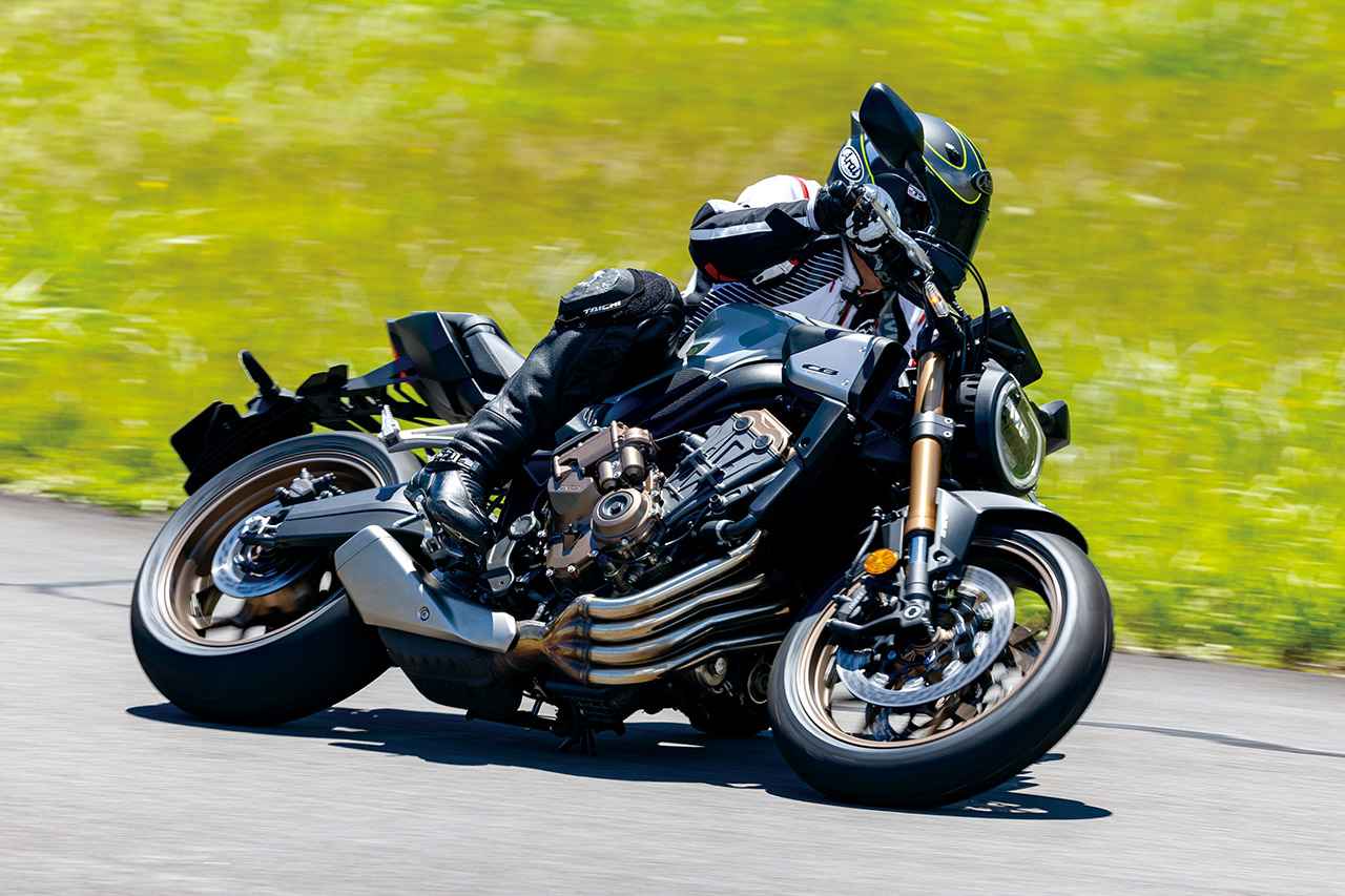 画像: 基本構造はMT車と同じで、操作もライダーまかせなので、搭載する車種を選ばないのも特徴のひとつ。クルーザーでもスポーツバイクでも適応できるのだ。