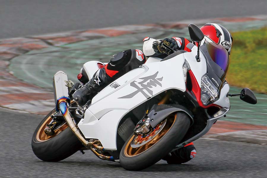 画像: 【SPECIAL MODEL IMPRESSION】テクニカルガレージRUNアルティメットスポーツHayabusaの快適性を引き上げる2台の方向性 | ヘリテイジ＆レジェンズ｜Heritage& Legends
