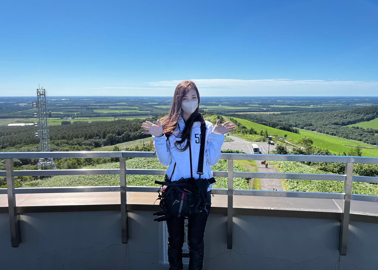 画像3: 北海道・道東エリアのおすすめツーリングスポット10選|日本有数の活火山や“天に続く道”を紹介&鮮やかな摩周ブルーのソフトクリームも実食必須!【Rurikoの長旅ガイド】