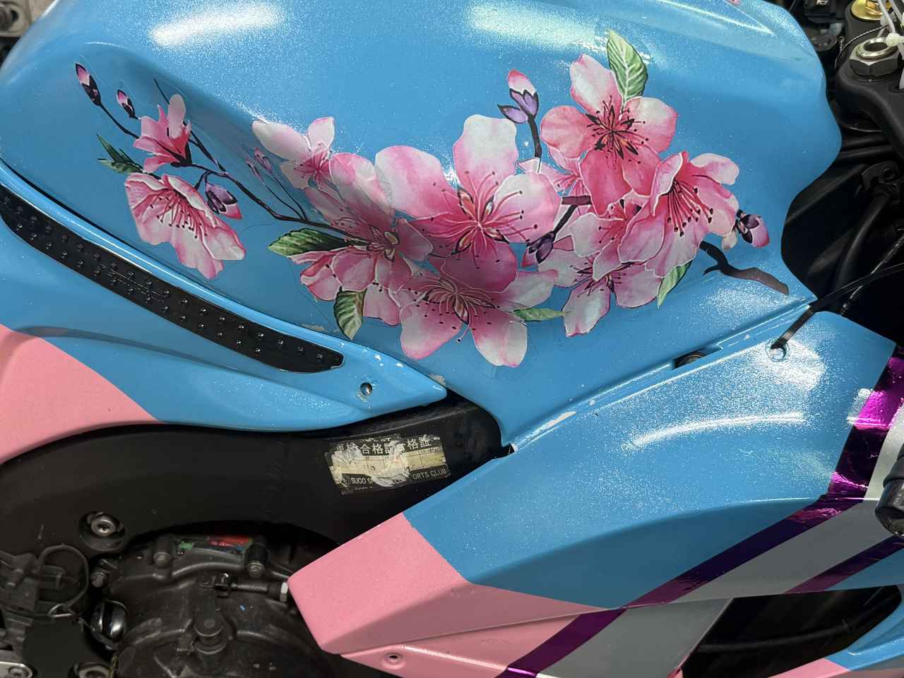 画像2: タイヤもキラキラで嬉しい!