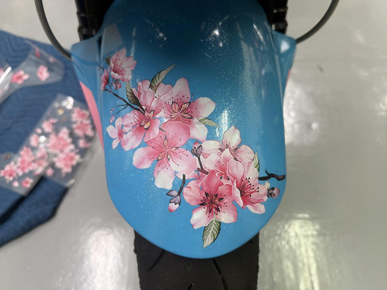 画像5: タイヤもキラキラで嬉しい!