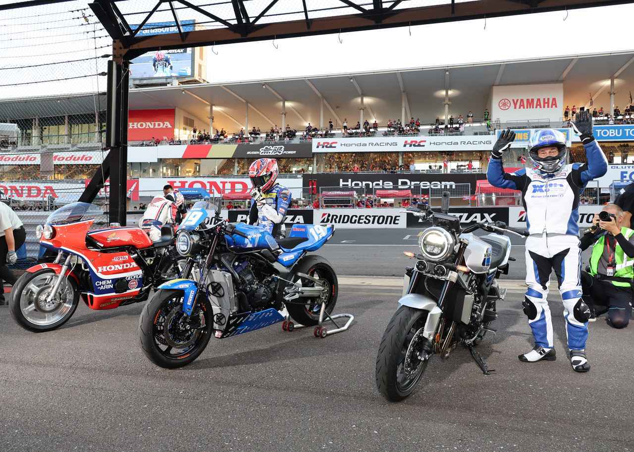 画像6: 特別なCB3台による夢のランデブー走行!