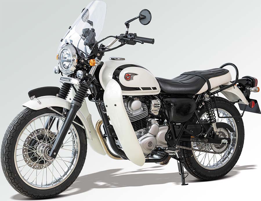 画像1: 時代を超えた往時感 の再現と色褪せない デザインが絶妙にマッチ／W230