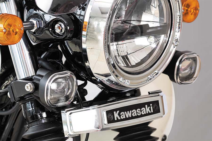 画像7: 時代を超えた往時感 の再現と色褪せない デザインが絶妙にマッチ／W230