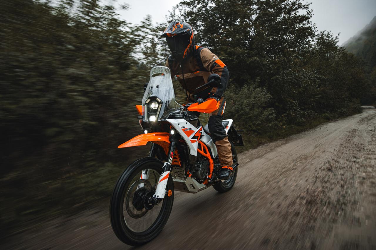 画像 : 8番目の画像 - 【写真10枚】KTM「390 ADVENTURE R」 - webオートバイ