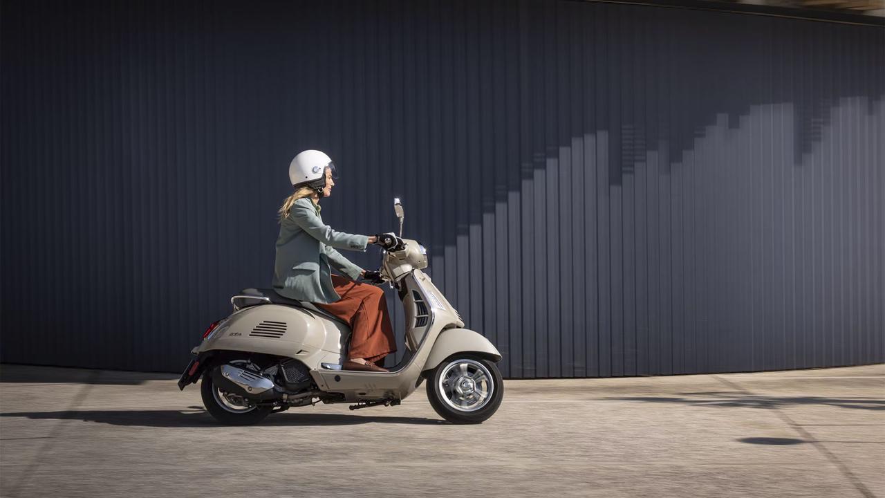 画像 : 4番目の画像 - 【写真6枚】ベスパ「GTSクラシック150」 - webオートバイ