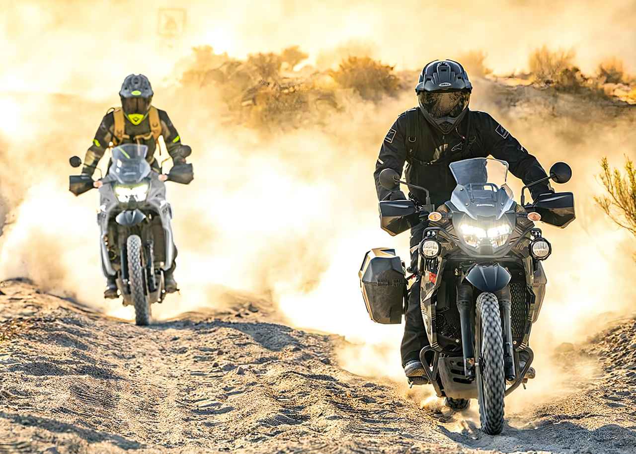 画像: カワサキ「KLR650アドベンチャー」のカラー・人気投票