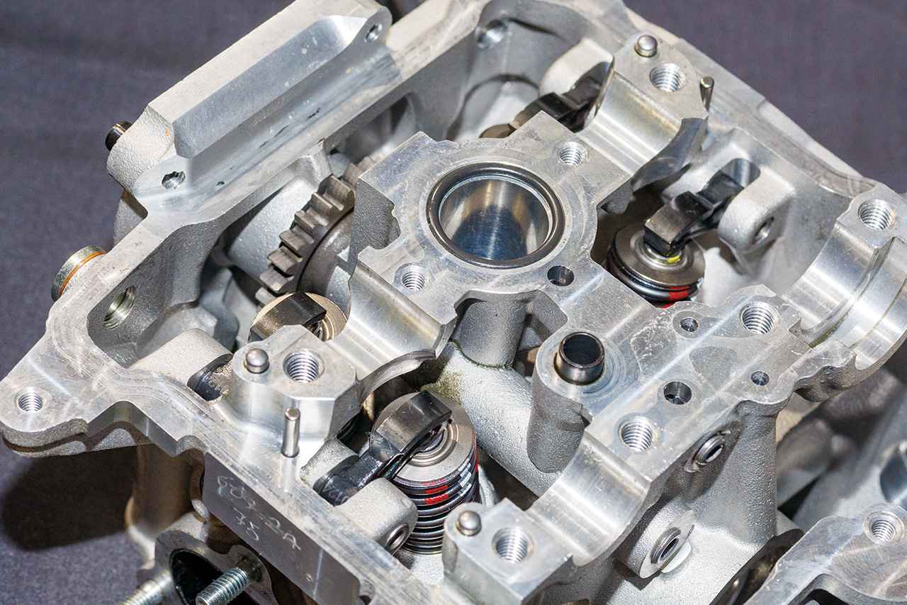 画像 : 9番目の画像 - 【写真25枚】ドゥカティ「パニガーレ V2S」 - webオートバイ