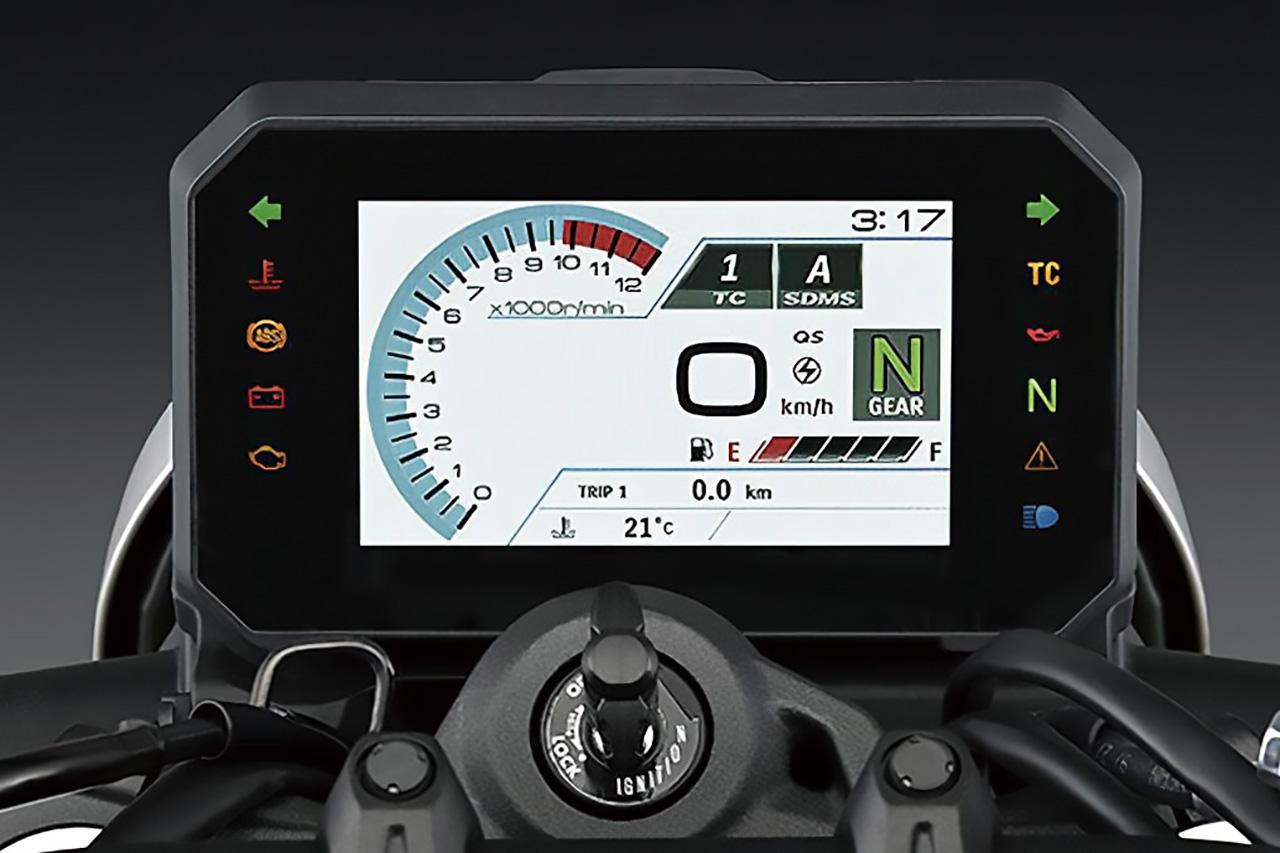 画像: 他のGSX-8シリーズと同様に、メーターは大型の5インチカラーTFTを採用。電子制御システムのスズキインテリジェントライディングシステム(S.I.R.S.)を採用し、スズキドライブモードセレクター(SDMS)や電子制御スロットル、双方向クイックシフトなどを装備しているのも同じだ。