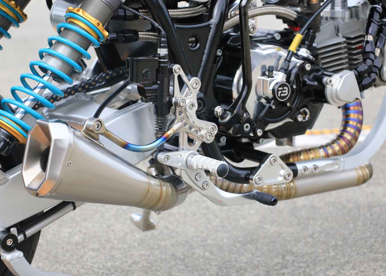 画像12: ホンダ モンキーをベースにまるでビッグバイクのようなスタイリングに激変させたスペシャルカスタムマシン