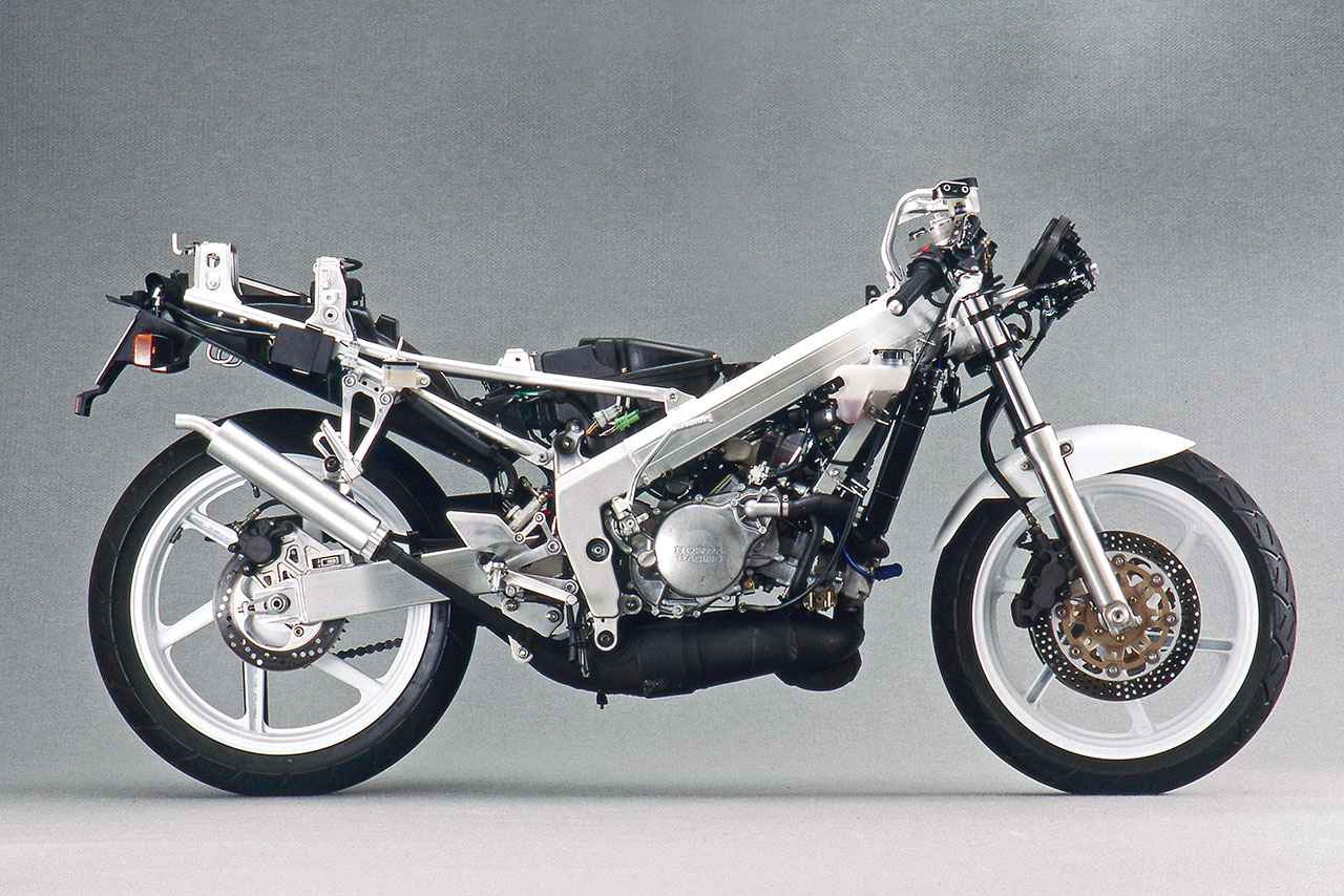 画像4: ホンダ「NSR250R」（MC18前期・1988年）各部装備・ディテール解説