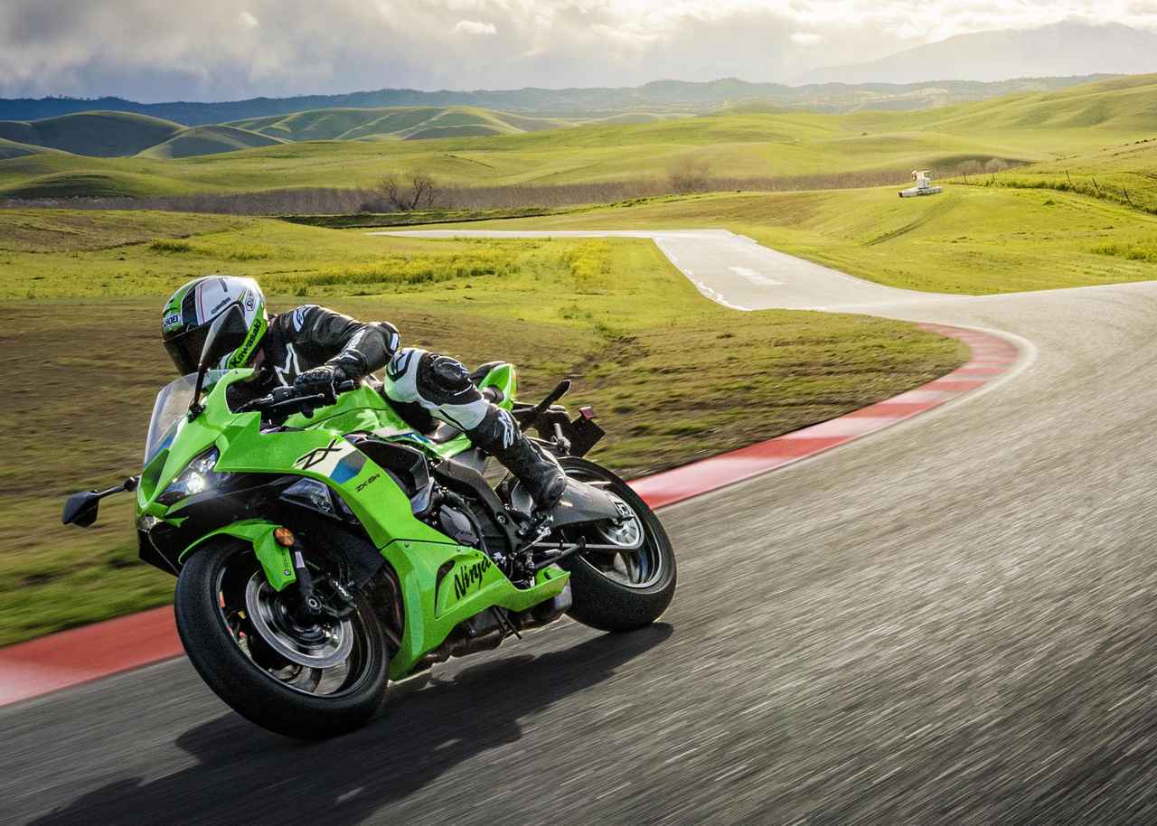 画像 : 11番目の画像 - 【写真14枚】カワサキ「Ninja ZX-6R」2026年モデル - webオートバイ