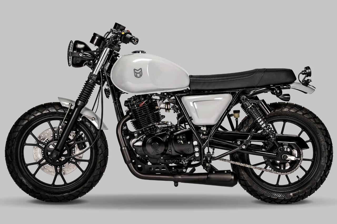 画像: 全長×全幅×全高:2060×760×1120mm シート高:790mm 車両重量:130kg