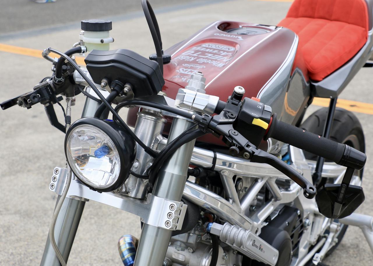 画像12: メーカーの垣根を超えたコラボレーション|時代を先取りしすぎた!? Vツインエンジン搭載のスペシャルモンキーカスタム