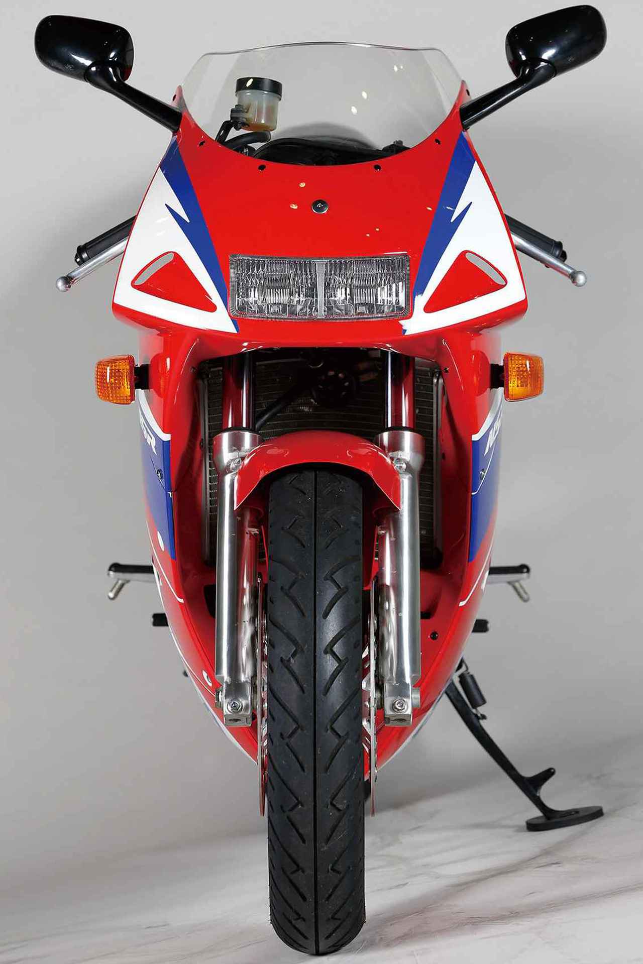 画像1: ホンダ「NSR250R」(MC28・1993年)解説|プロアームとカードキーを採用してテクノロジーを進化させた“ラストNSR”