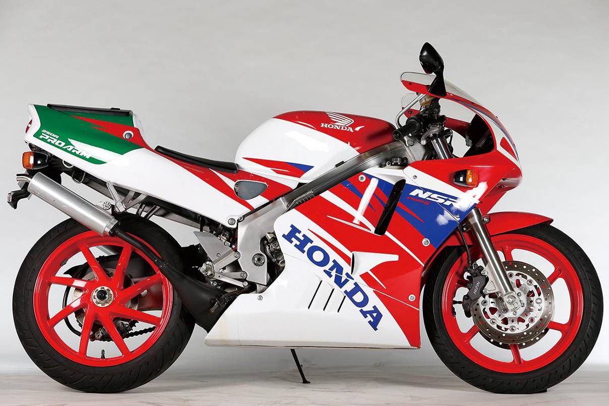 画像3: ホンダ「NSR250R」(MC28・1993年)解説|プロアームとカードキーを採用してテクノロジーを進化させた“ラストNSR”