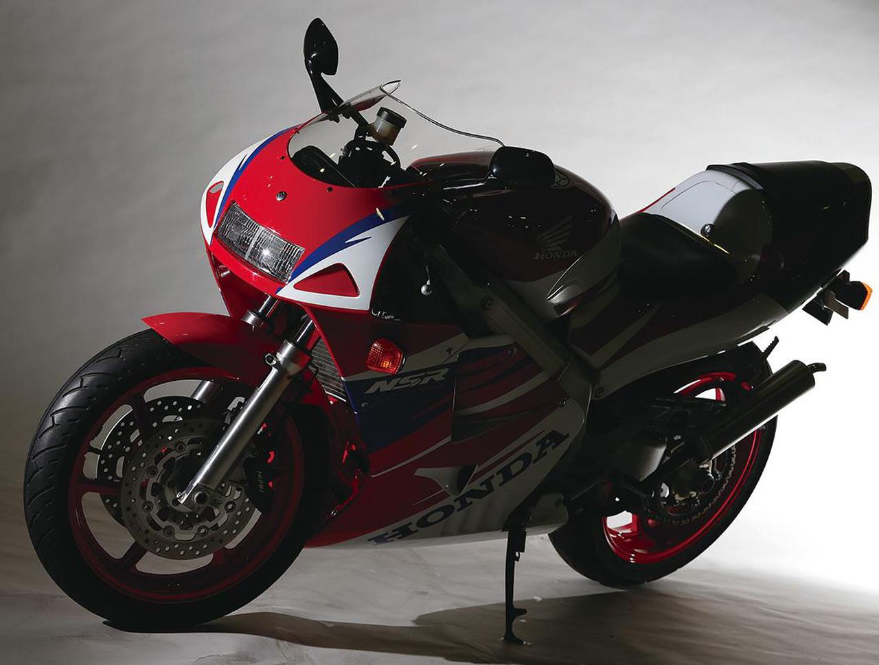 ホンダ「NSR250R」（MC28・1993年）解説｜プロアームとカード