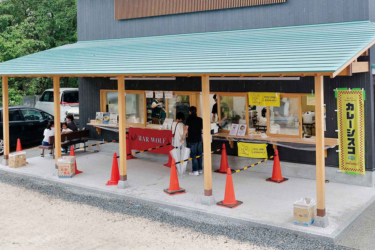 画像: 宮司のこだわりで飲食店の出店が充実している玉井宮東照宮。味自慢のお店ばかりですよ。