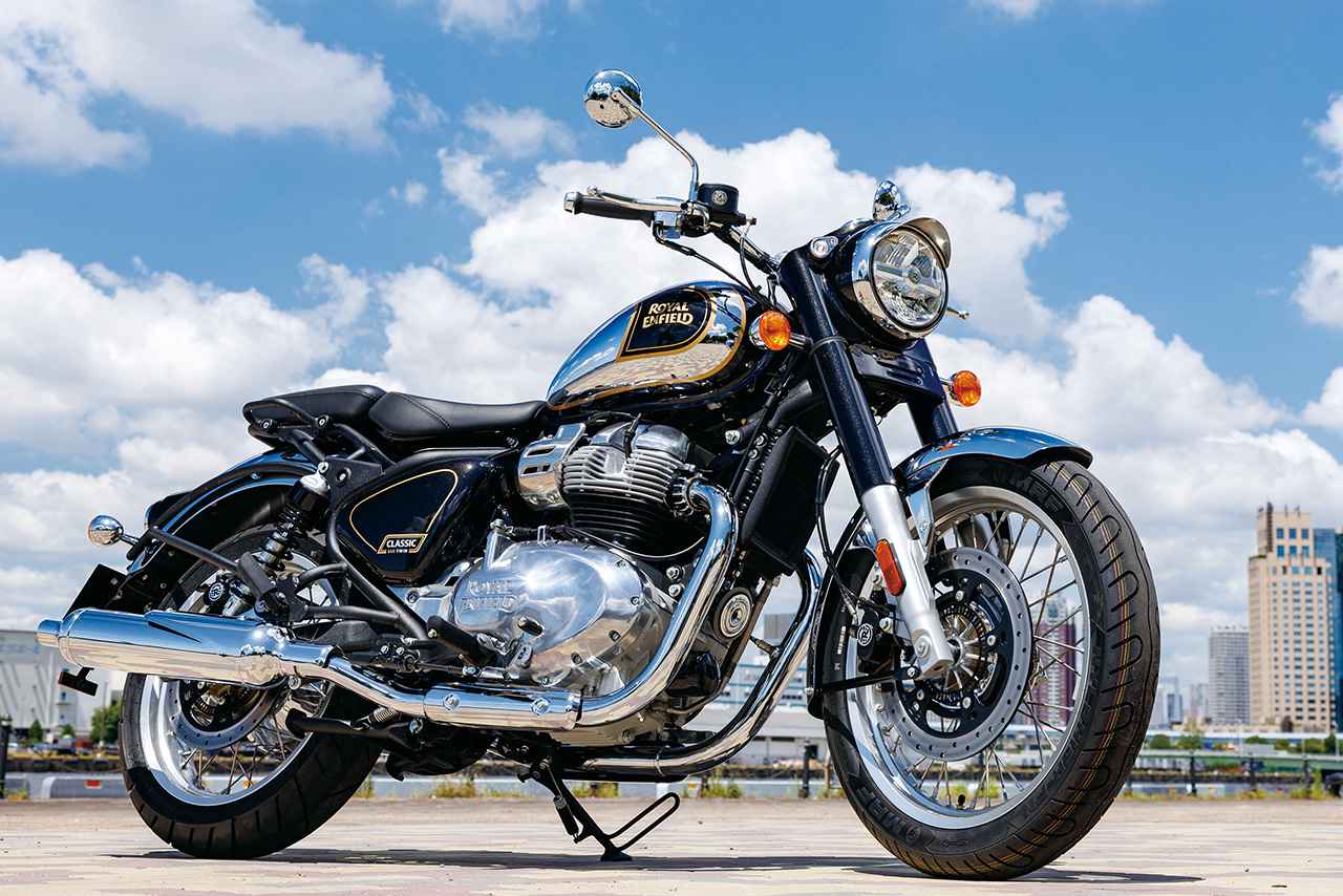 画像: Royal Enfield CLASSIC650 総排気量:648cc エンジン形式:空冷4ストロークSOHC4バルブ並列2気筒 シート高:800mm 車両重量:242kg(燃料90%搭載時) 発売日:2025年9月1日 税込価格:94万9300円~99万8800円