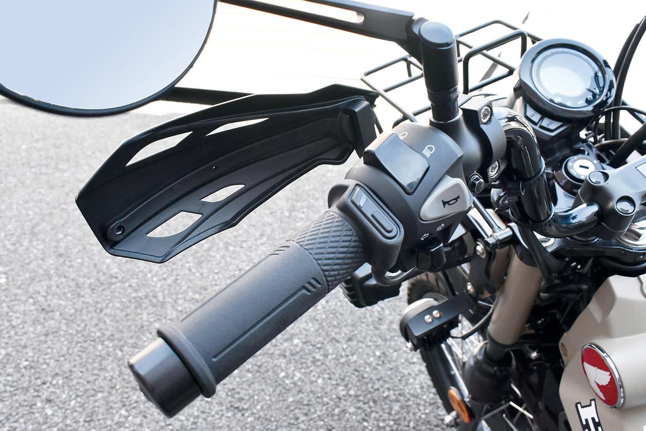 画像: KIJIMA ナックルガード ブラック 税込価格:7700円 代表適合車種:クロスカブ110 (18Y-JA45/22Y-JA60)、CT125 ハンターカブ125(20-22Y JA55 23-25Y JA65)、MONKEY125 (19-24Y JB02/03/05 25Y JB05) 販売元:キジマ