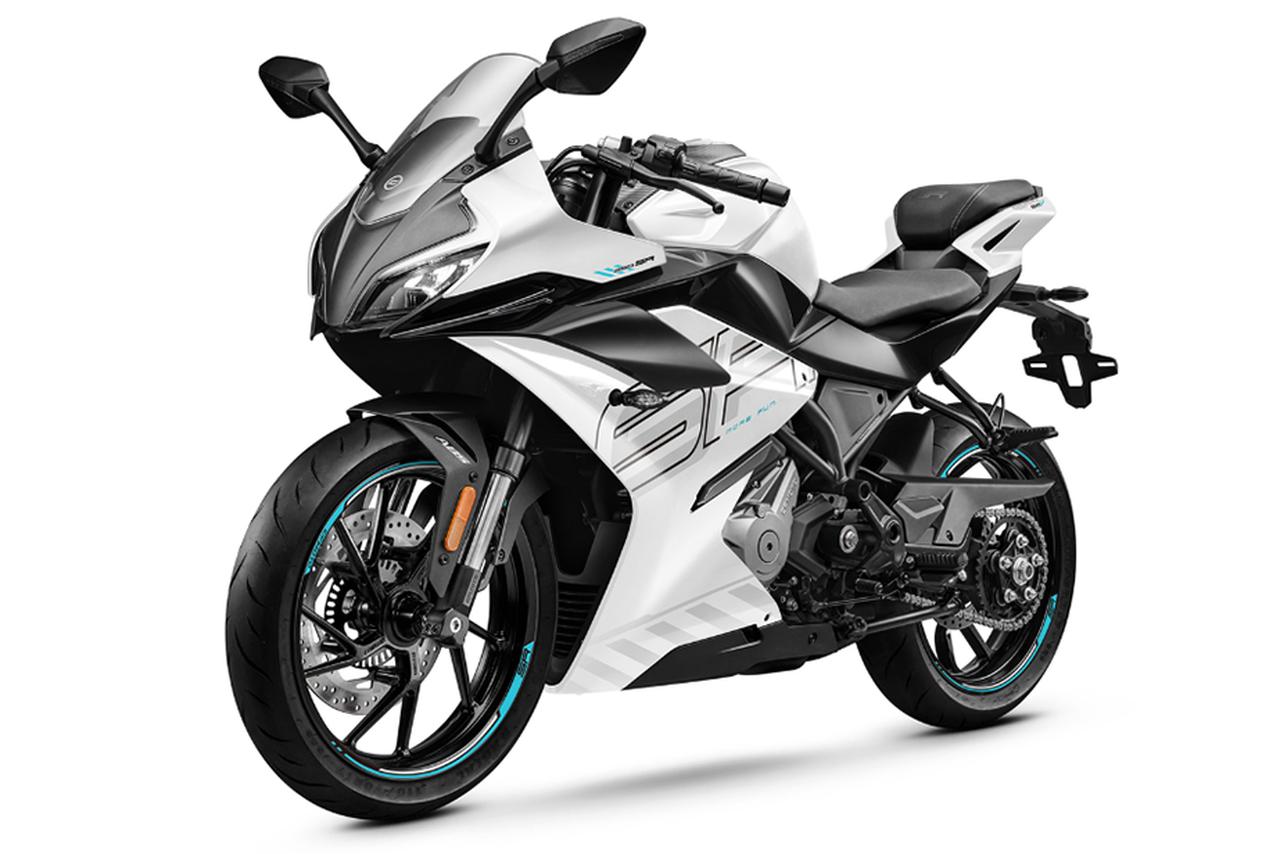 画像2: CFMOTO「250SR-S」【サクッと読める！250ccバイク・2025年現行モデル解説】