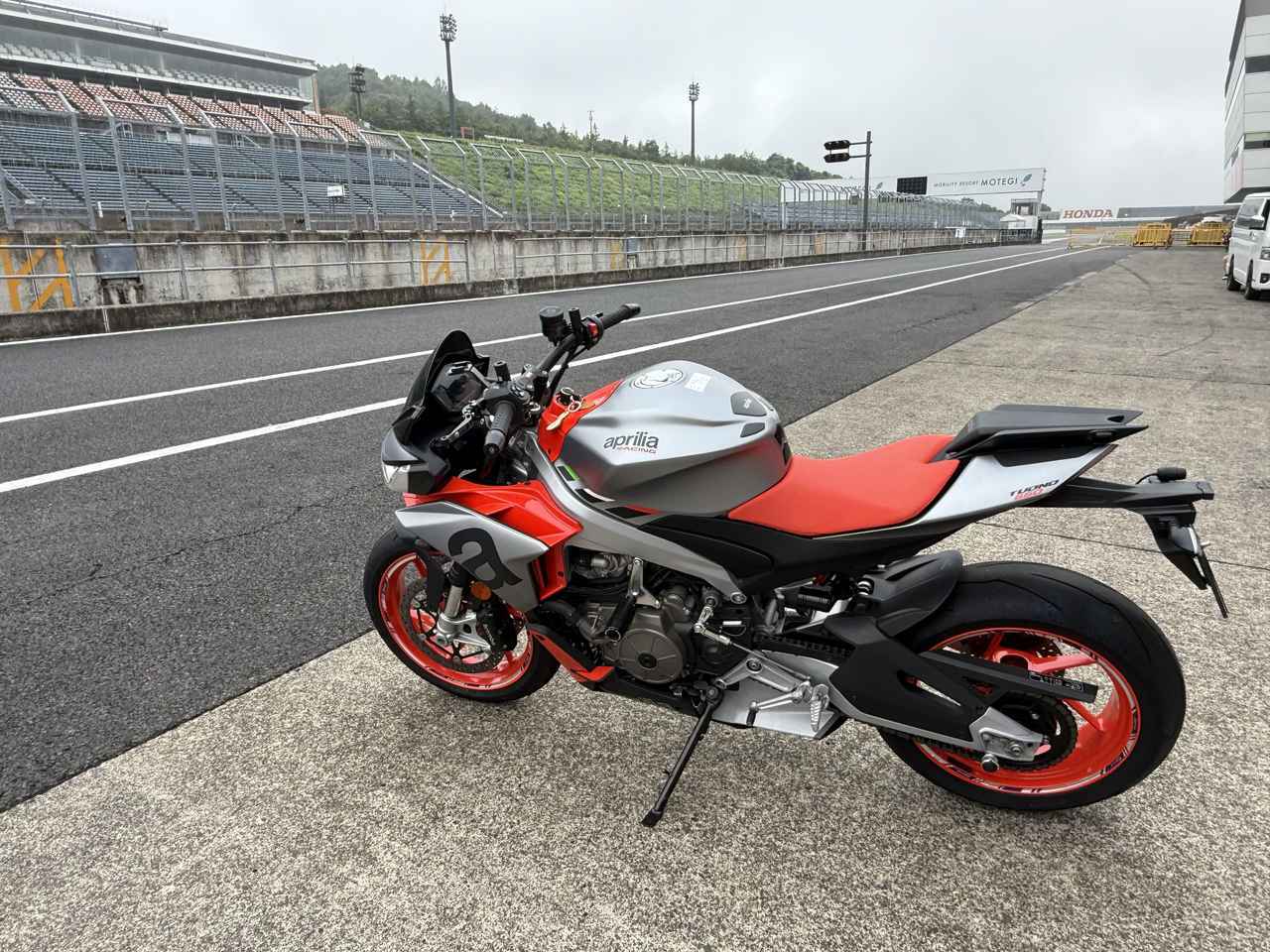 画像2: 感動！ MotoGPライダー小椋藍選手の走りを間近で見ることができました【葉月美優のライディングレポート】