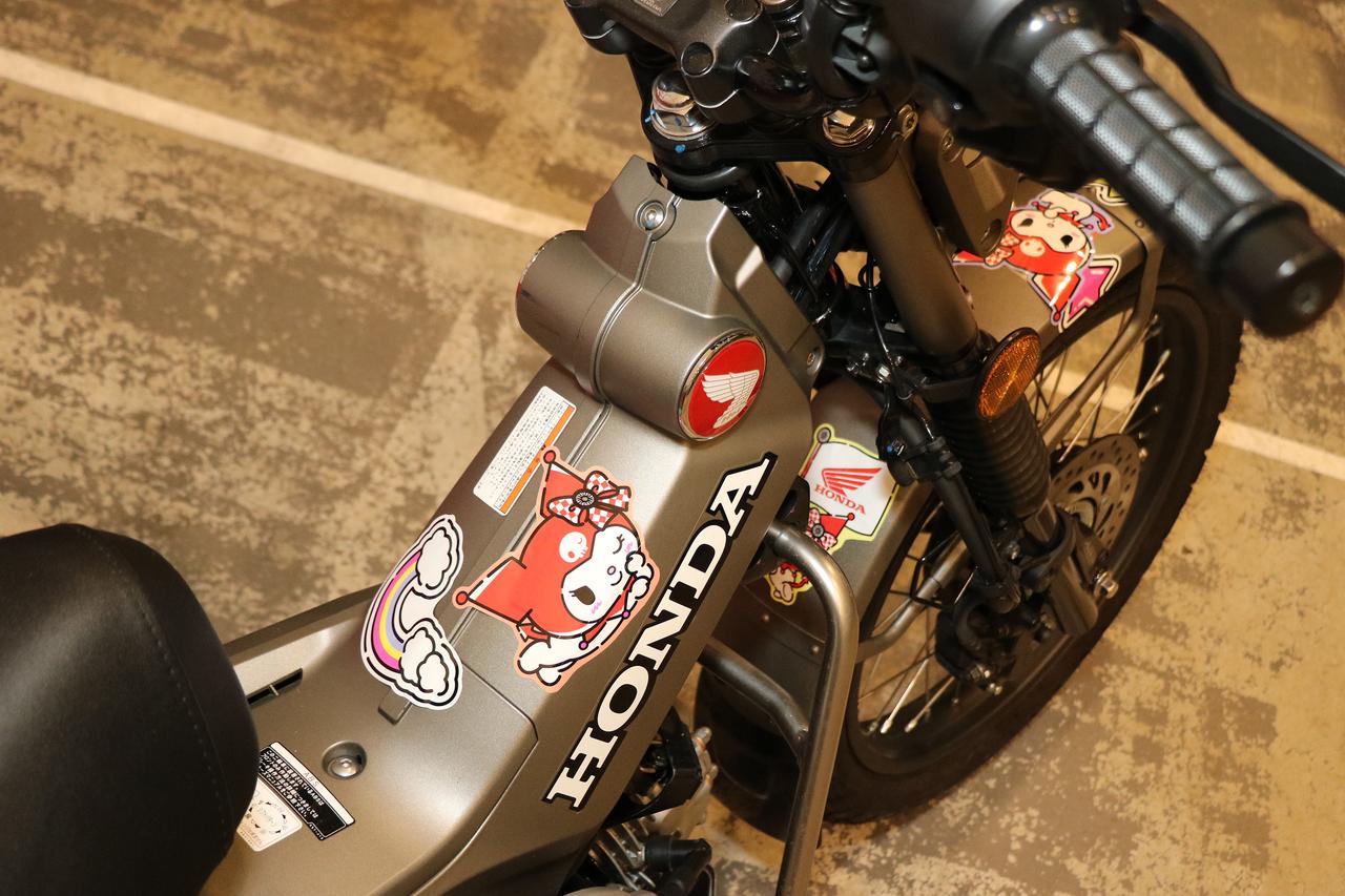 画像5: “黒フェス”にホンダ×クロミのコラボブースが登場！ 松崎しげる仕様のダックス125と“激カワ”すぎるCT125・ハンターカブをお披露目