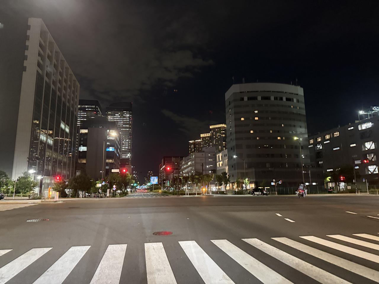 画像2: 東京ナイトツーリングにぴったりの夜景が綺麗な公園を紹介！ バイク専用駐輪場もあります【葉月美優のツーリングレポート】