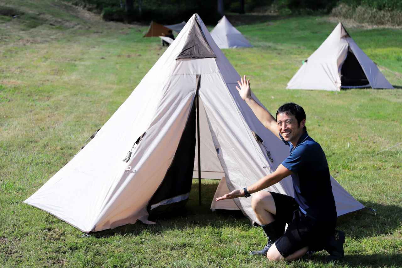 画像1: ▲栃木県からビッグアドベンチャーで5時間以上かけてやってきたというこの方は、会場一番乗り。もっとも眺めのいい場所にテントを張りたかったそうで、設営場所からこだわっていました。