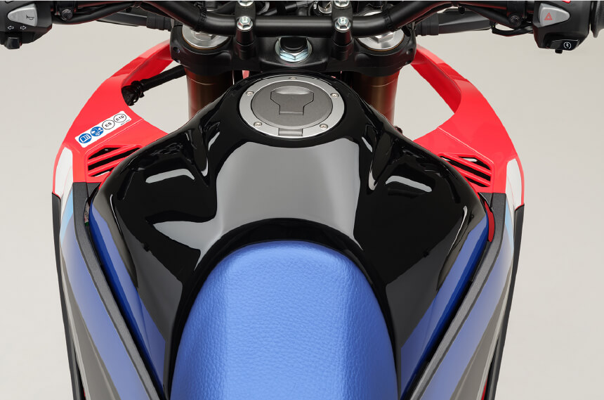 画像 : 7番目の画像 - 【写真15枚】ホンダ「CRF250 RALLY」「CRF250 RALLY<s>」 - webオートバイ
