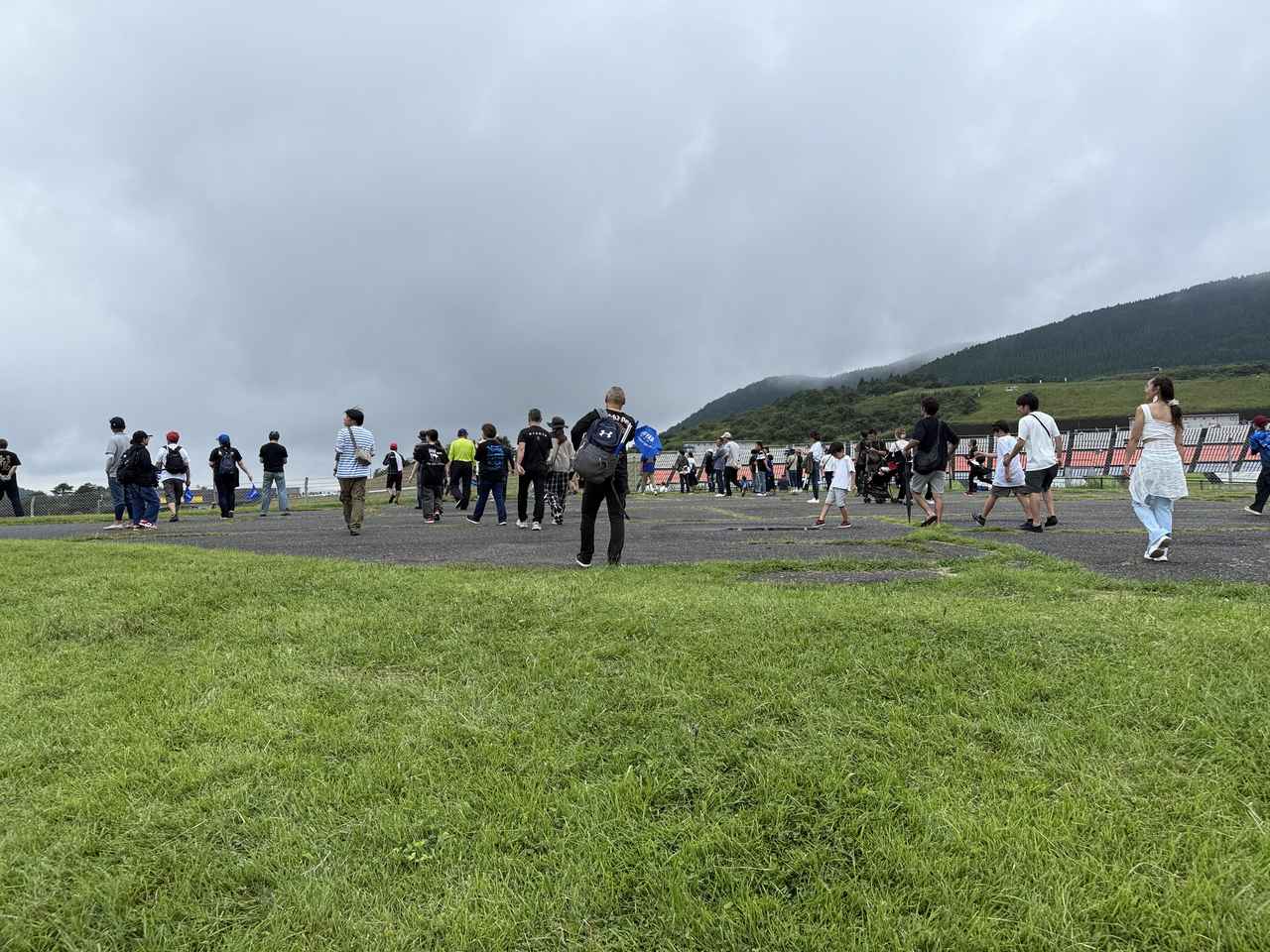 画像2: レース観戦