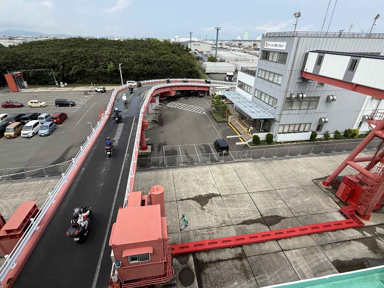 画像24: さて、今回は初めて乗ったフェリーのお話です