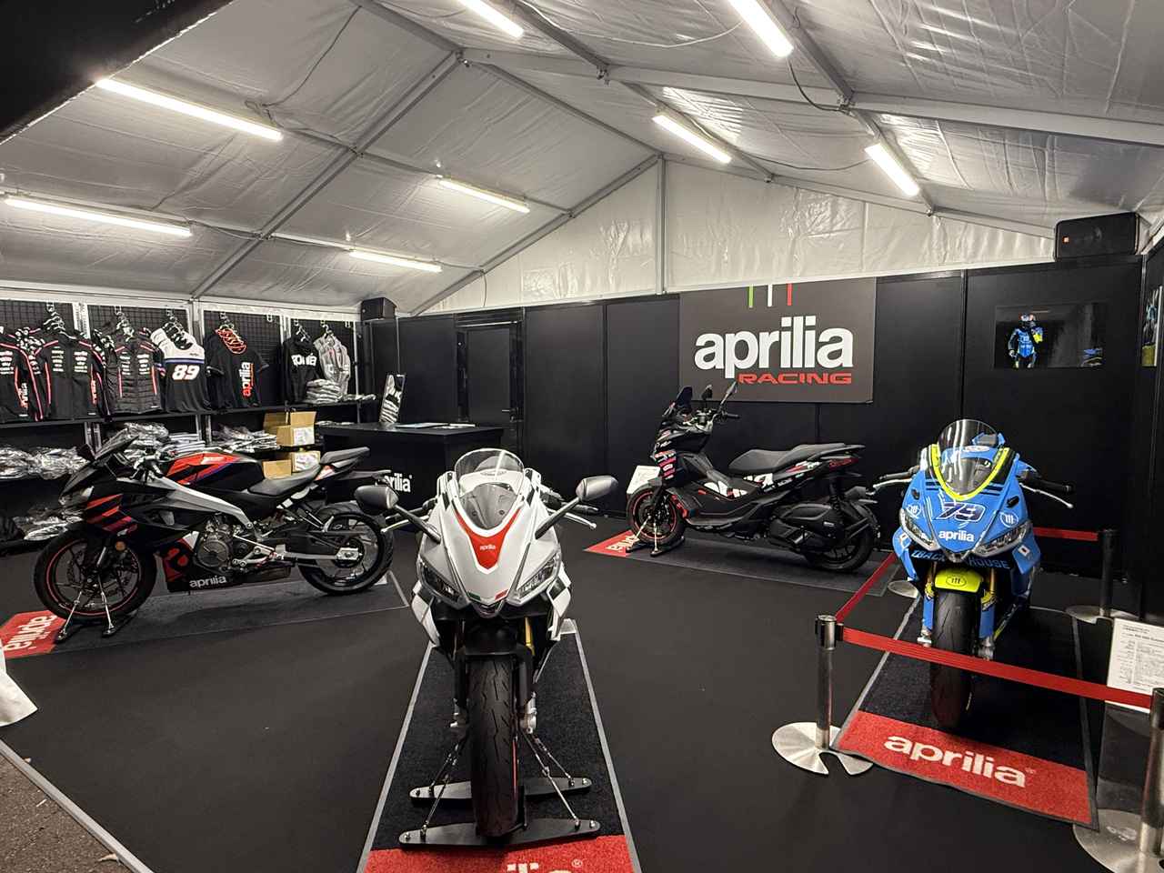 画像11: MotoGP日本グランプリはアプリリアブースでお待ちしています！【葉月美優のバイクライフレポート】