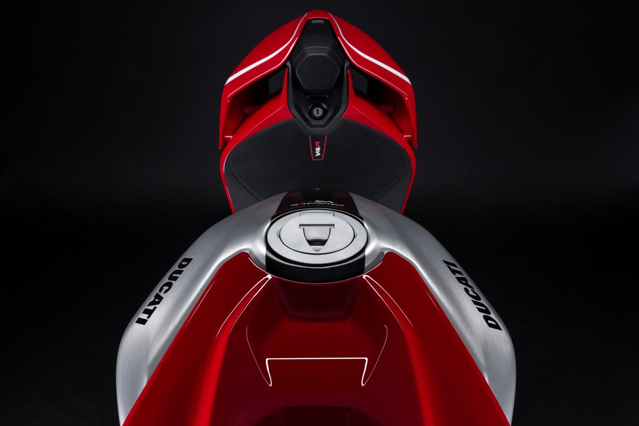 画像 : 7番目の画像 - 【写真32枚】ドゥカティ「パニガーレV4 R」 - webオートバイ