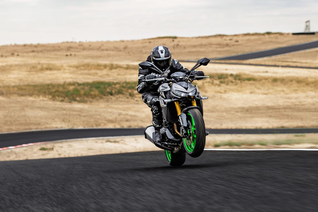 画像 : 15番目の画像 - 【写真15枚】カワサキ「Z1100」「Z1100 SE」 - webオートバイ