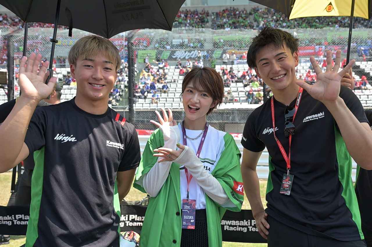 画像: ▲Kawasaki Plaza Racing Teamの彌榮郡選手（左）と中山耀介選手（右）。