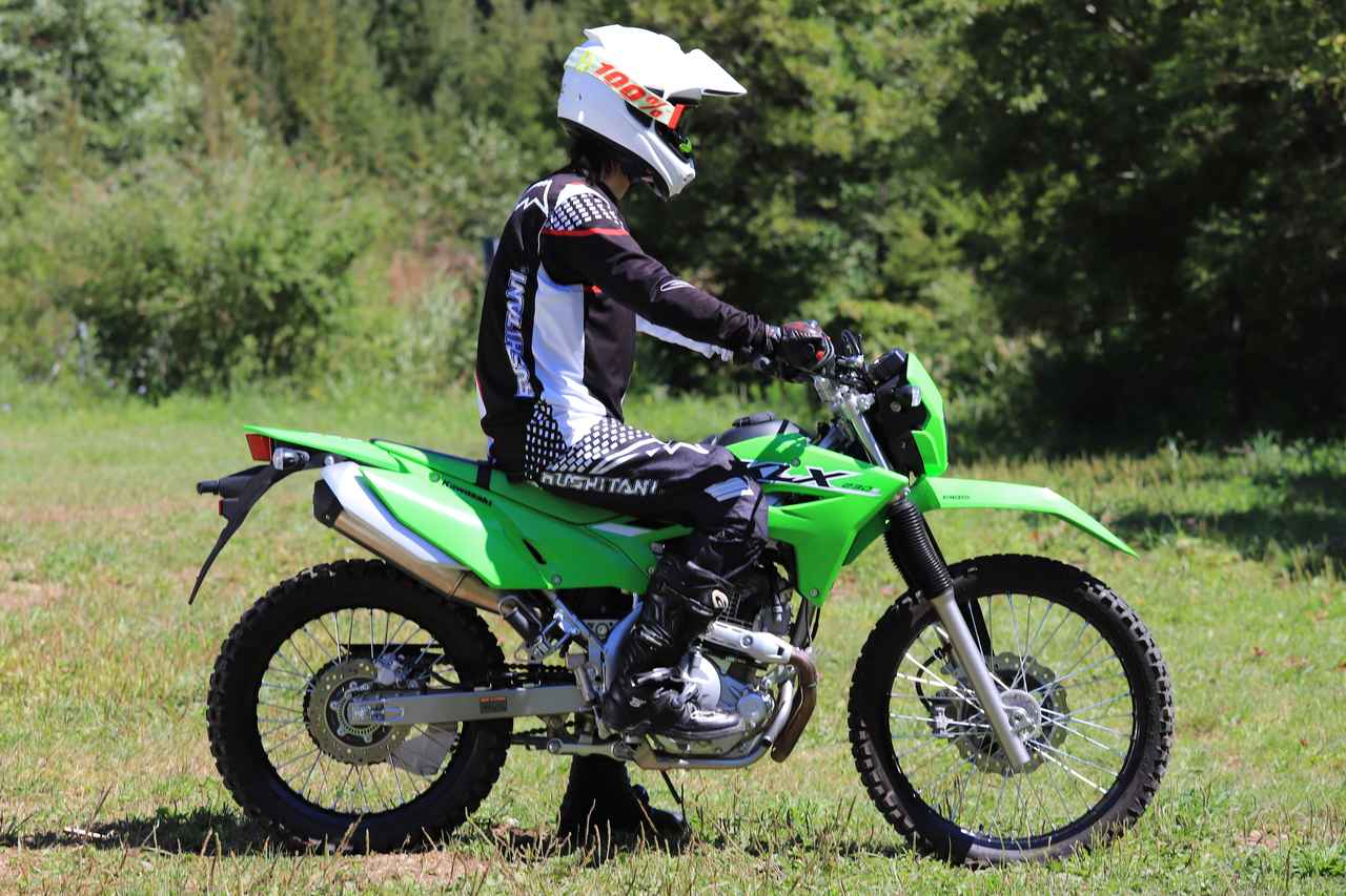 画像1: ライダーの身長174cm・体重60kg