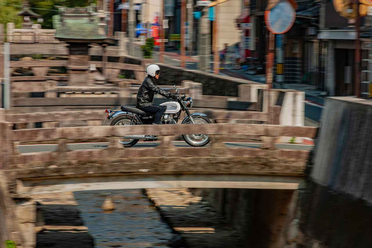 画像 : 10番目の画像 - 【写真10枚】カワサキ「W800」2026年モデル - webオートバイ