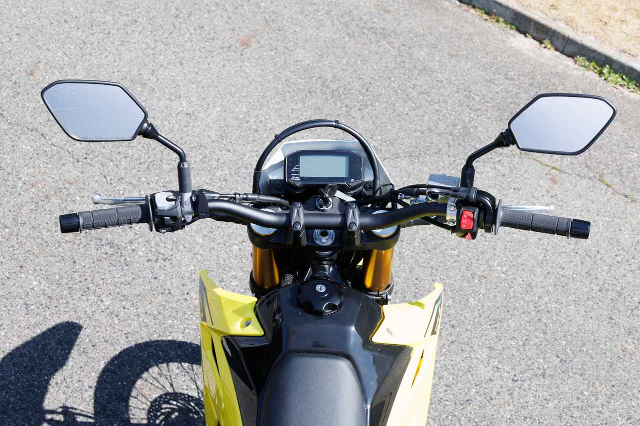 画像7: 【価格発表！】スズキ「DR-Z4S」待望の400ccトレール、いよいよ国内発売！ 価格・発売時期・スペックを詳細解説！