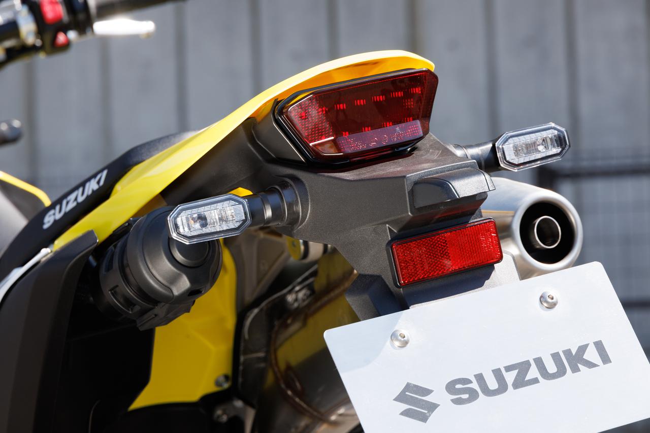 画像5: 【価格発表！】スズキ「DR-Z4S」待望の400ccトレール、いよいよ国内発売！ 価格・発売時期・スペックを詳細解説！