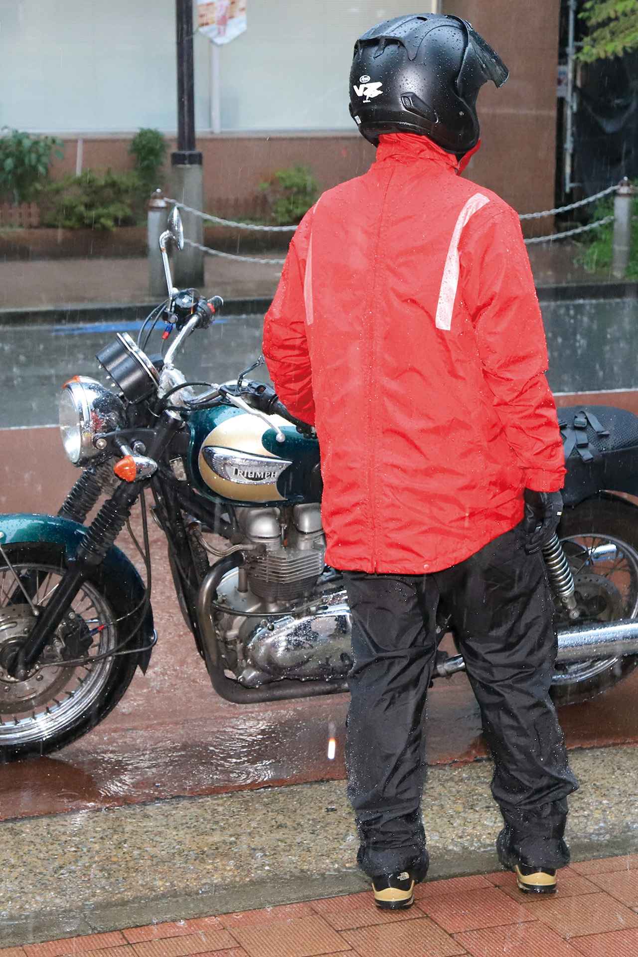 画像 : 4番目の画像 - 【写真6枚】Makku × BLUE MONSTER CLOTHING「レインアーマー」 - webオートバイ