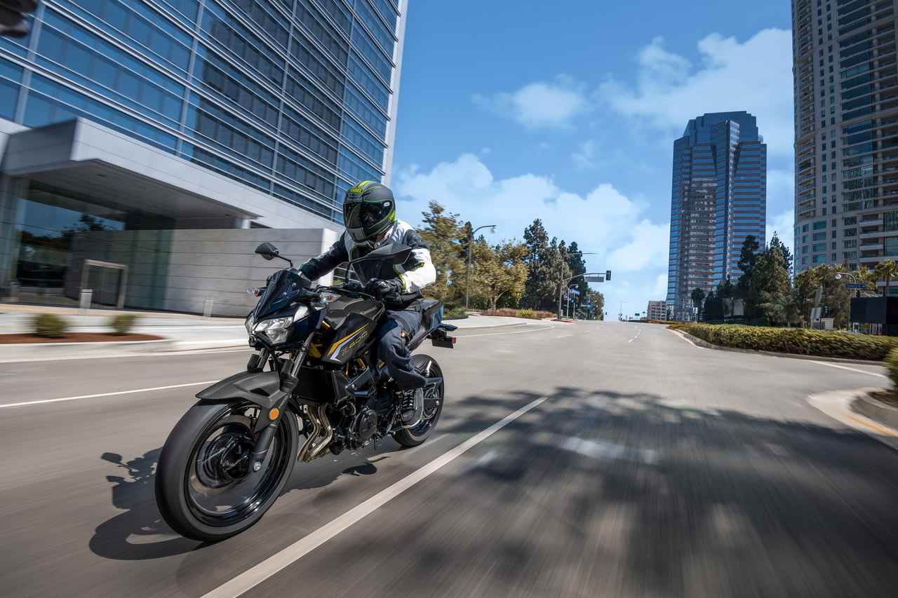 画像 : 4番目の画像 - 【写真8枚】カワサキ「Z400」2026年モデル - webオートバイ