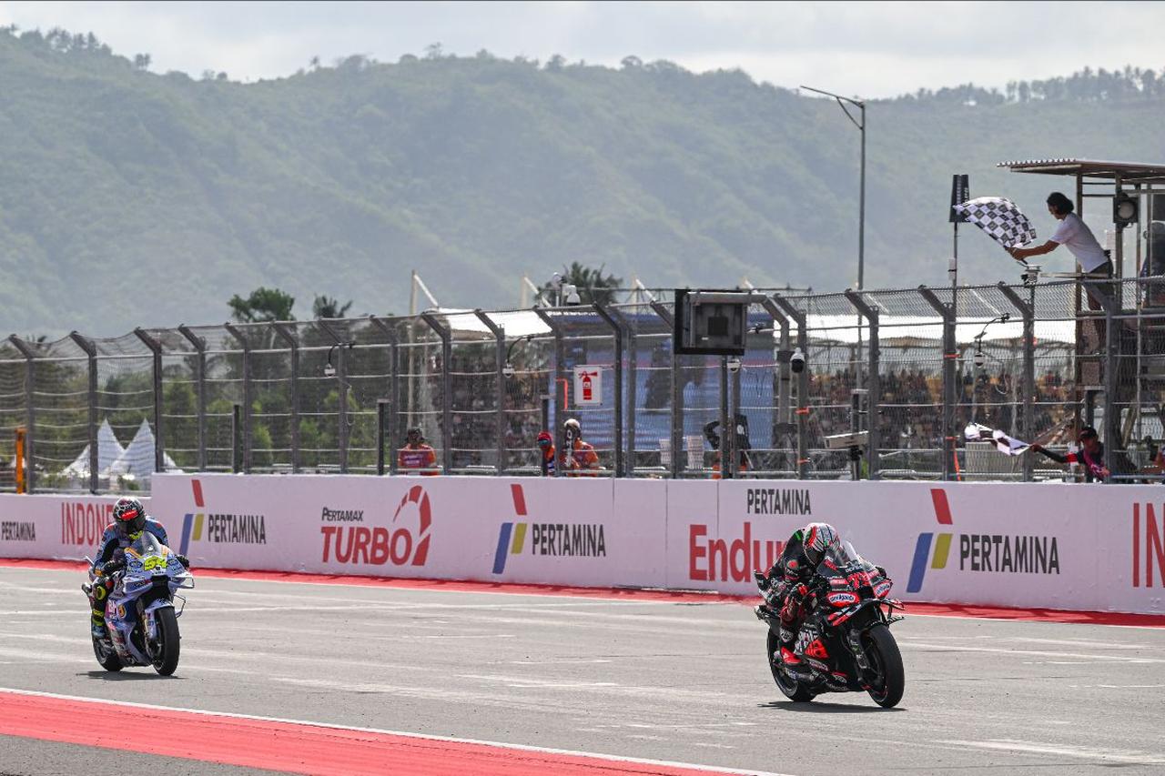 画像: ファイナルラップで華麗なオーバーテイクを見せたベッツェッキが優勝。