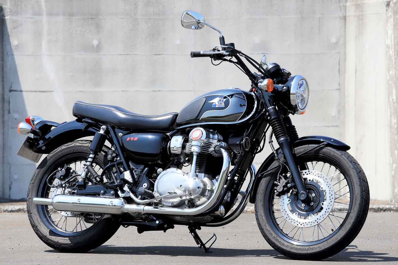 画像: Kawasaki MEGURO K3 2025年モデル 総排気量：773cc エンジン形式：空冷4ストロークSOHC4バルブ並列2気筒 シート高：790mm 車両重量：227kg 発売日：2024年9月1日（日） 税込価格：140万8000円