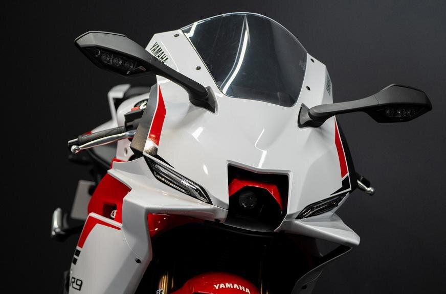 画像16: 【ついに国内発売!】ヤマハ新型「YZF-R9」発表!新世代の“R”シリーズの価格・スペック・詳細を徹底解説!