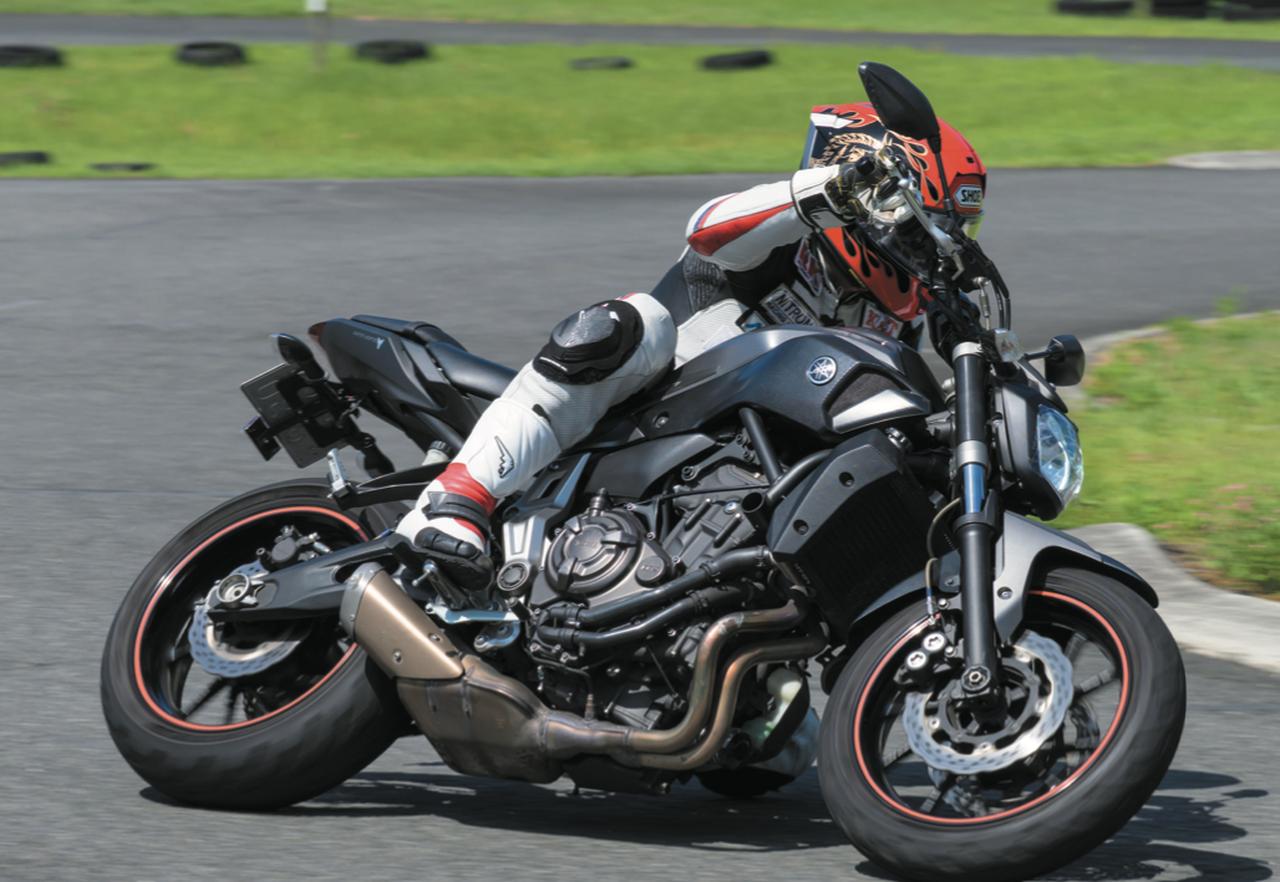 画像3: 『ミスター・バイクBG』2025年11月号は“ヨンフォア”特集!漆黒を纏うカフェレーサースタイルのカスタムをピックアップ&各地開催のミーティング情報も‼