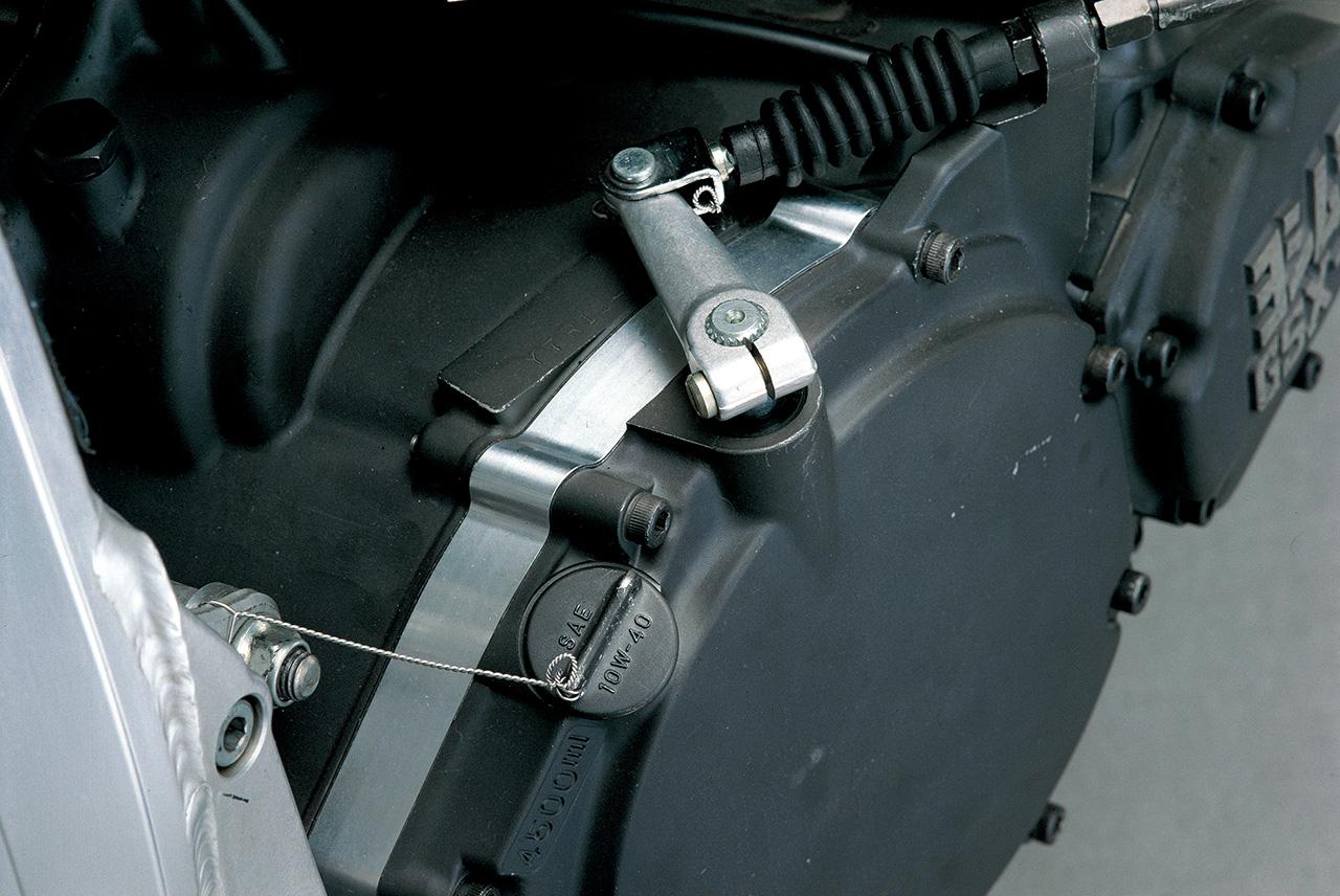 画像 : 11番目の画像 - 【写真12枚】「ヨシムラ・トルネード1200ボンネビル」 - webオートバイ