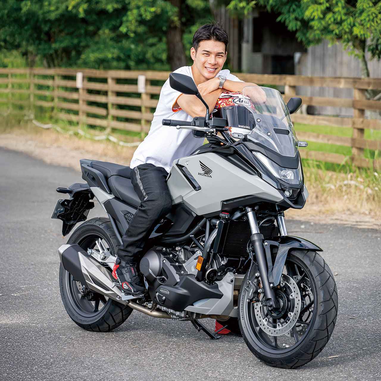 画像 : 2番目の画像 - 【写真32枚】中上貴晶さんとゆくバイク旅｜神社ソムリエ・佐々木優太の開運ツーリング - webオートバイ