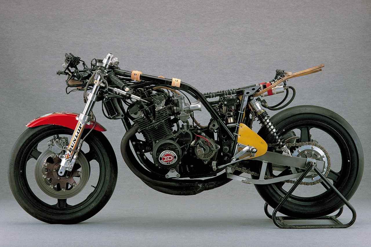 画像4: ヨシムラ「GS1000R XR69」(1980年)赤×黒のイメージはここから始まった|【ヨシムラ・レーシングマシンヒストリーvol.1】